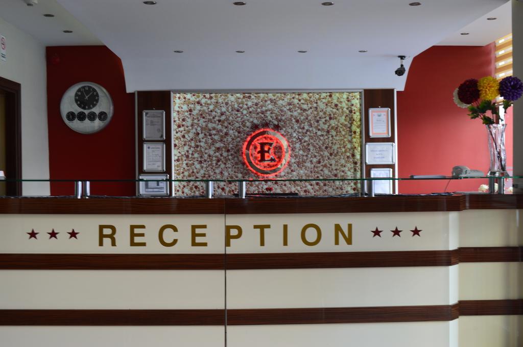Egemen Hotel เมร์ซีน ภายนอก รูปภาพ